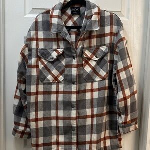 Stylish Plaid Utility Jacket in Gray and Brown